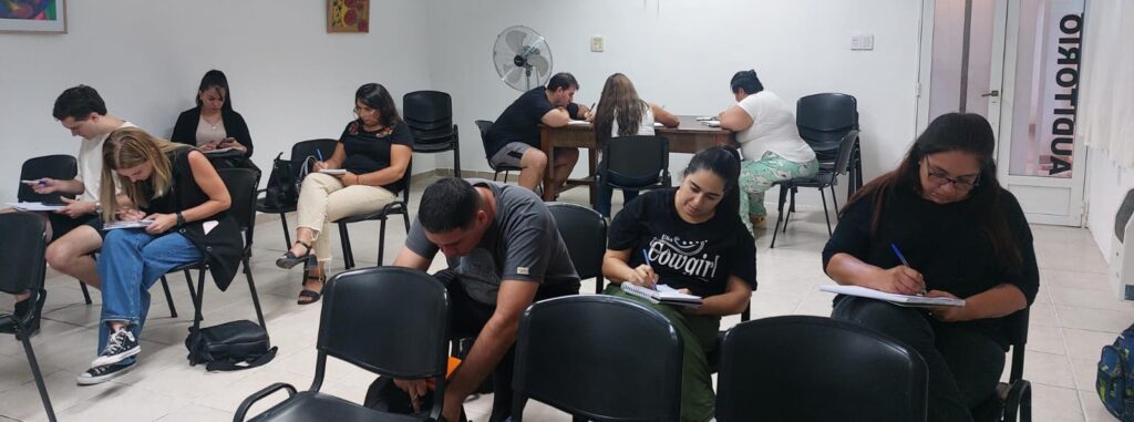 Alumnos del curso de Oratoria y Técnicas de Expresión.